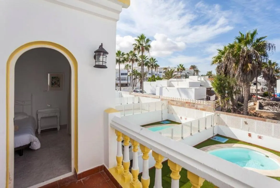 Villa Fuego At Galera Beach Boutique Art Villas By Amazzzing Travel Corralejo 0*,  İspanya
